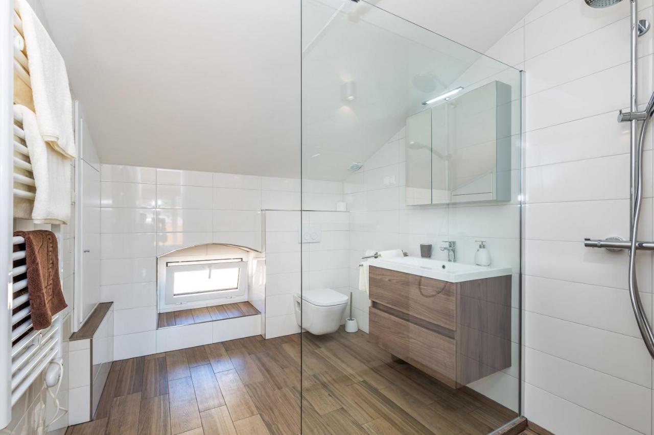 Tin 1 Apartment Vrbnik  Exterior photo